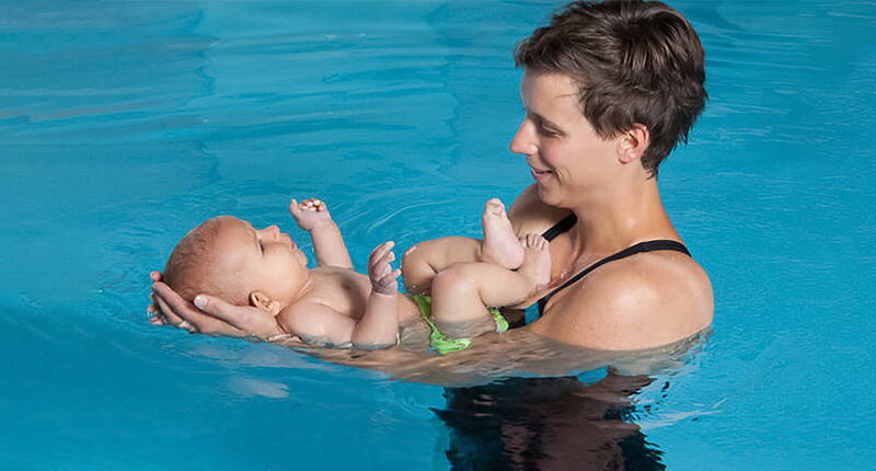 Bis CHF 100.– Rabatt auf den nächsten Baby- oder Schwimmkurs bei First Flow. Jetzt Gutschein herunterladen, Kurs buchen, Rabattcode eingeben und schon kann es losgehen! Mit der erfolgreichen Methode Augsburger bieten wir Babys und Kleinkindern von 10 Wochen bis 4 Jahre den optimalen Start ins Leben.