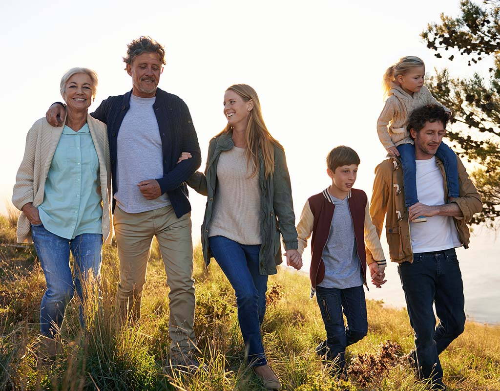 Dans la rubrique «Offres», une multitude de bons pour des entrées à prix réduit ou gratuites dans des lieux d'excursion suisses t'attendent. Consulte-les et retire le bon qui te convient pour ta prochaine excursion.