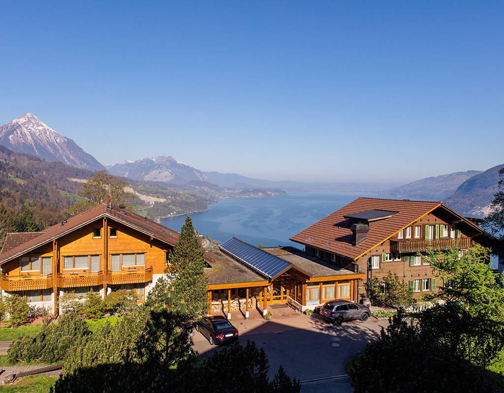 10% Rabatt im Hotel Meielisalp auf die Übernachtungspreise - das Familienhotel in absolut ruhiger Lage mit überwältigender Aussicht auf den Thunersee. 