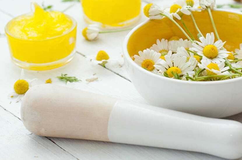 L’épiderme des mains est sensible et supporte parfois mal la sécheresse de l’air due au chauffage, à la canicule et à de fréquents lavages.